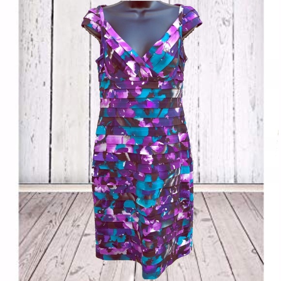 Adrianna Papell Dresses & Skirts - Adrianna Papell | Purple Floral dress | 8